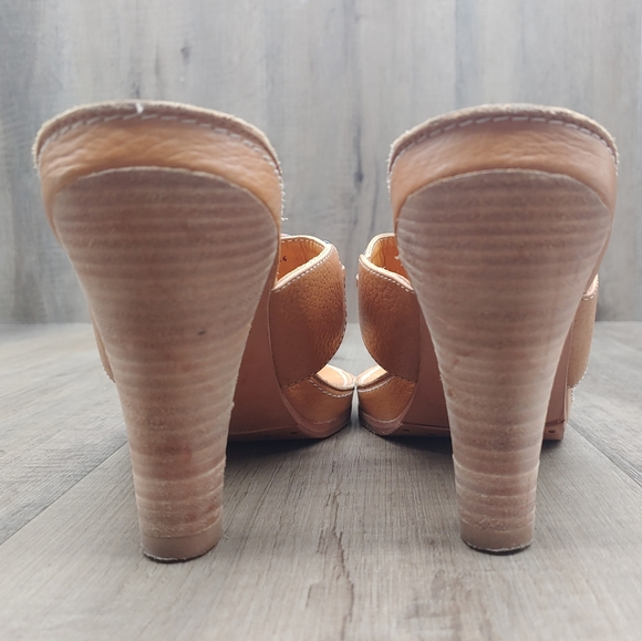 Frye Sandals Womens High Heel T Strap Open Toe Platform Wood Brown - Picture 6 of 8